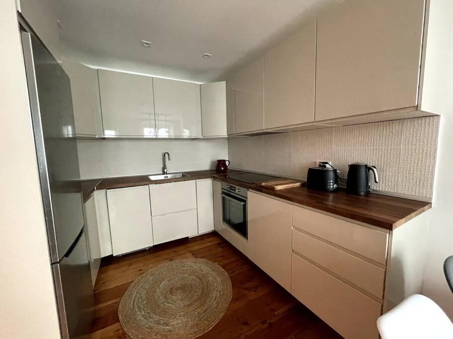 Appartamento Stylish 2Br Contemporary Design Perfect Vacation Gibilterra Esterno foto