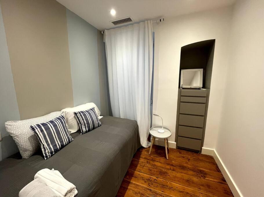 Appartamento Stylish 2Br Contemporary Design Perfect Vacation Gibilterra Esterno foto
