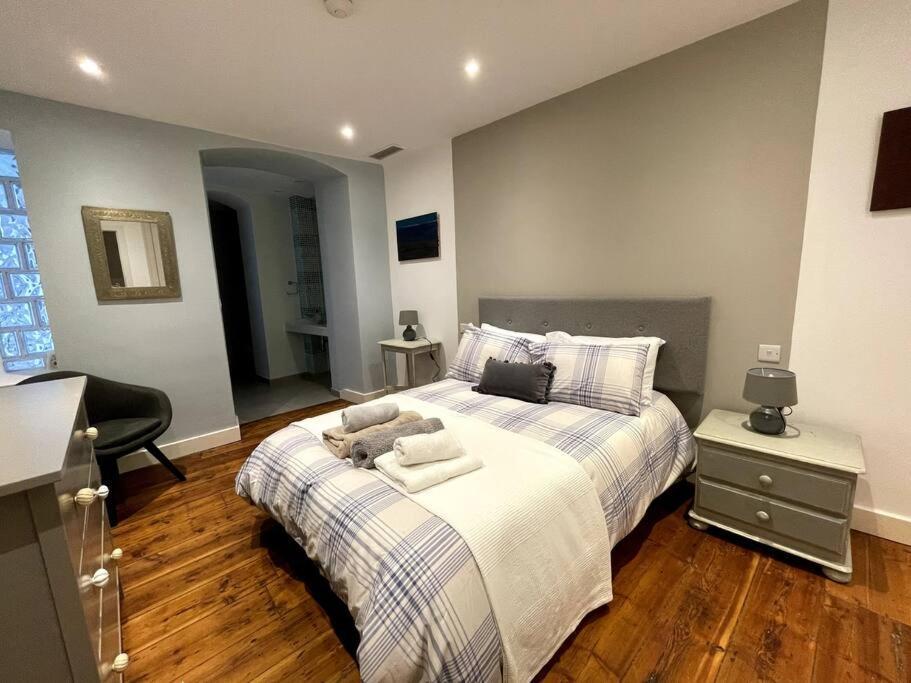 Appartamento Stylish 2Br Contemporary Design Perfect Vacation Gibilterra Esterno foto