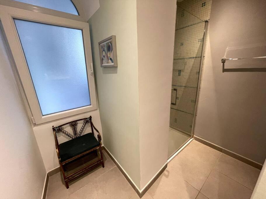 Appartamento Stylish 2Br Contemporary Design Perfect Vacation Gibilterra Esterno foto